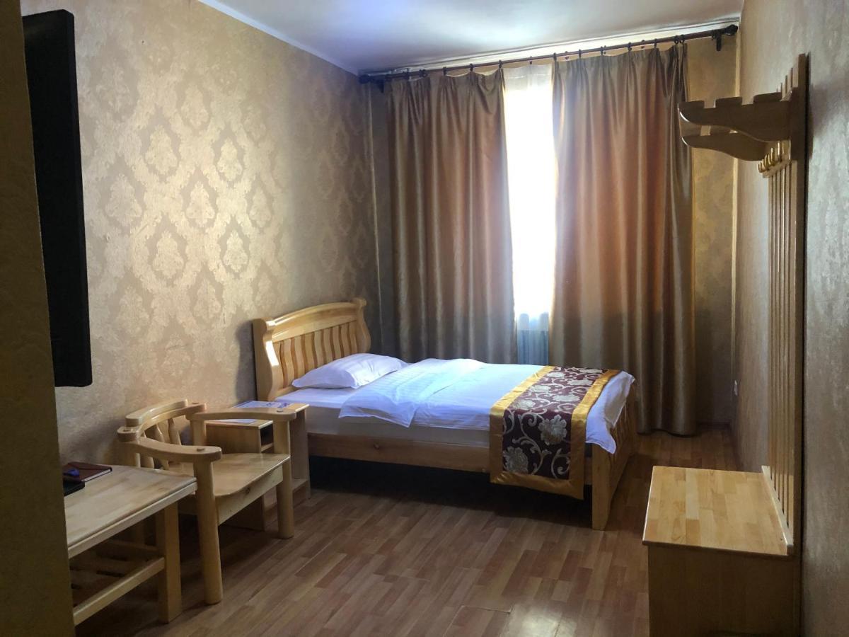 Land Hotel อูลานบาตอร์ ภายนอก รูปภาพ