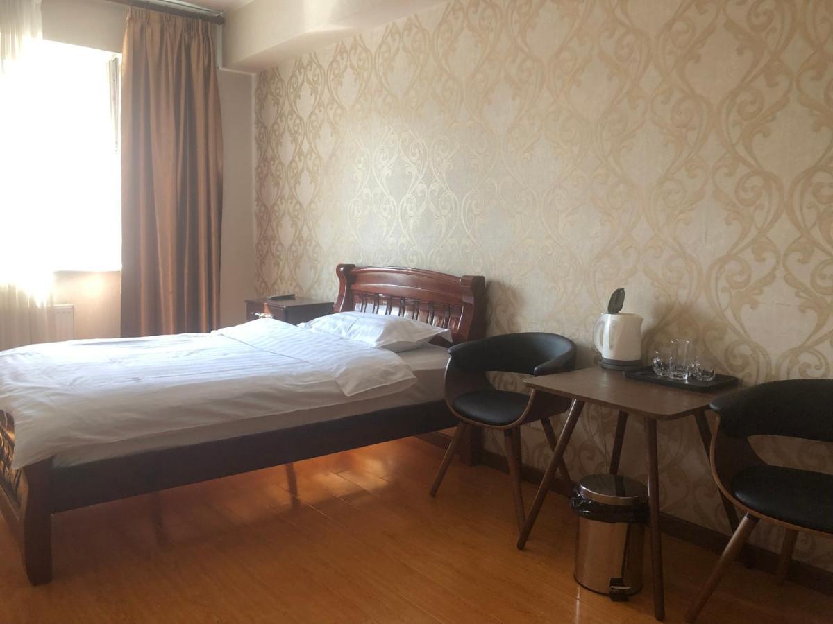 Land Hotel อูลานบาตอร์ ภายนอก รูปภาพ