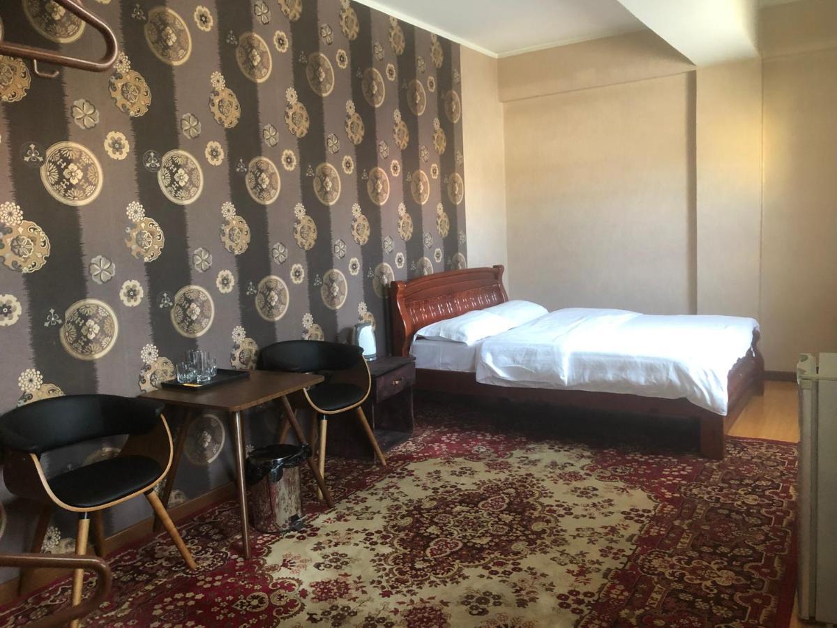 Land Hotel อูลานบาตอร์ ภายนอก รูปภาพ
