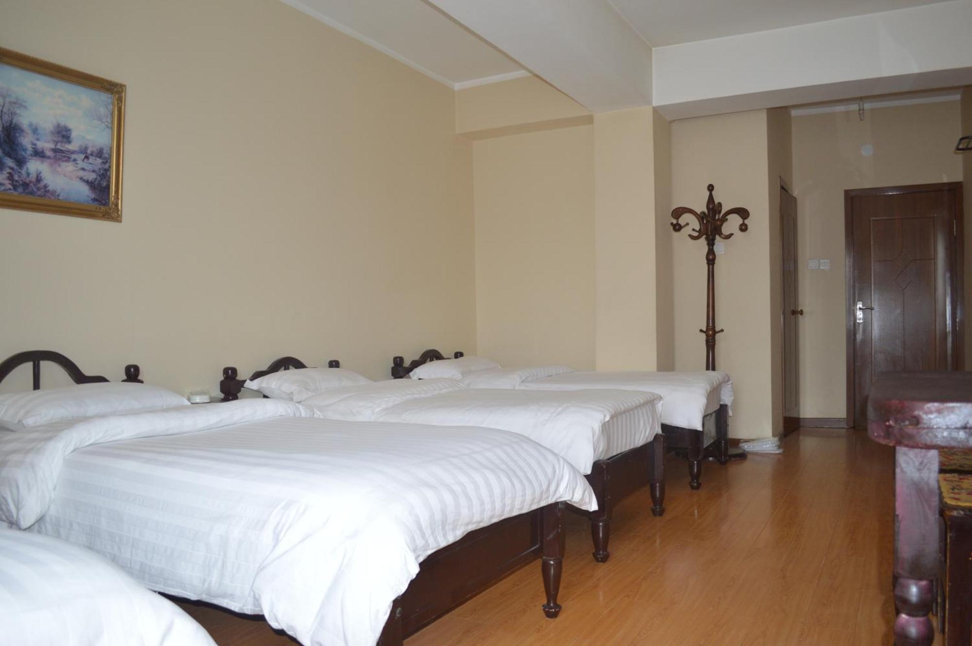 Land Hotel อูลานบาตอร์ ห้อง รูปภาพ
