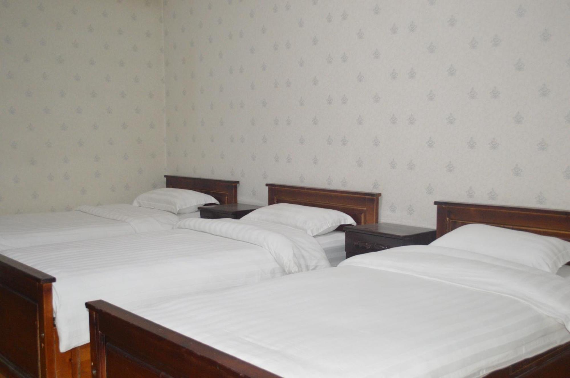 Land Hotel อูลานบาตอร์ ภายนอก รูปภาพ