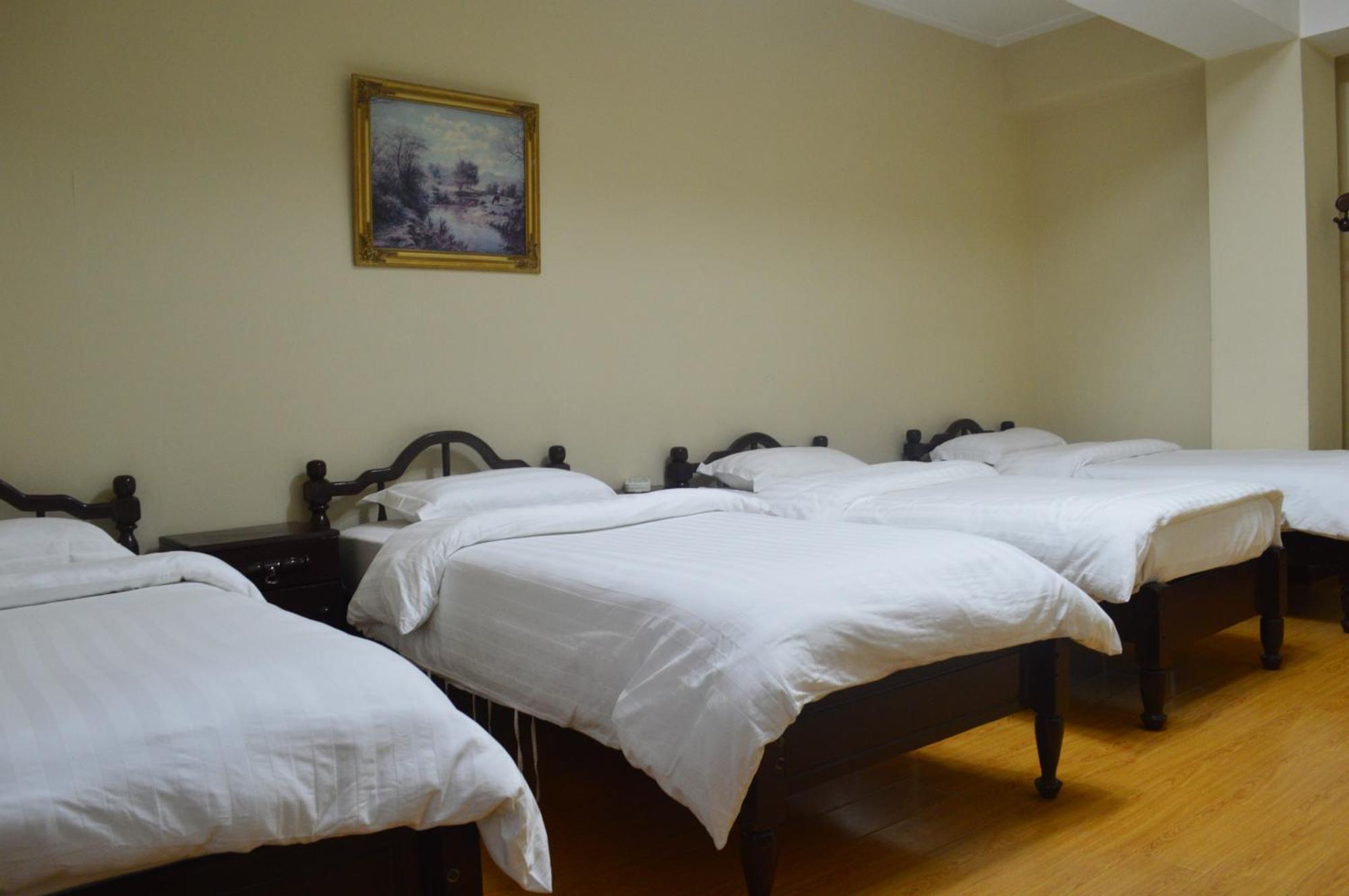 Land Hotel อูลานบาตอร์ ภายนอก รูปภาพ