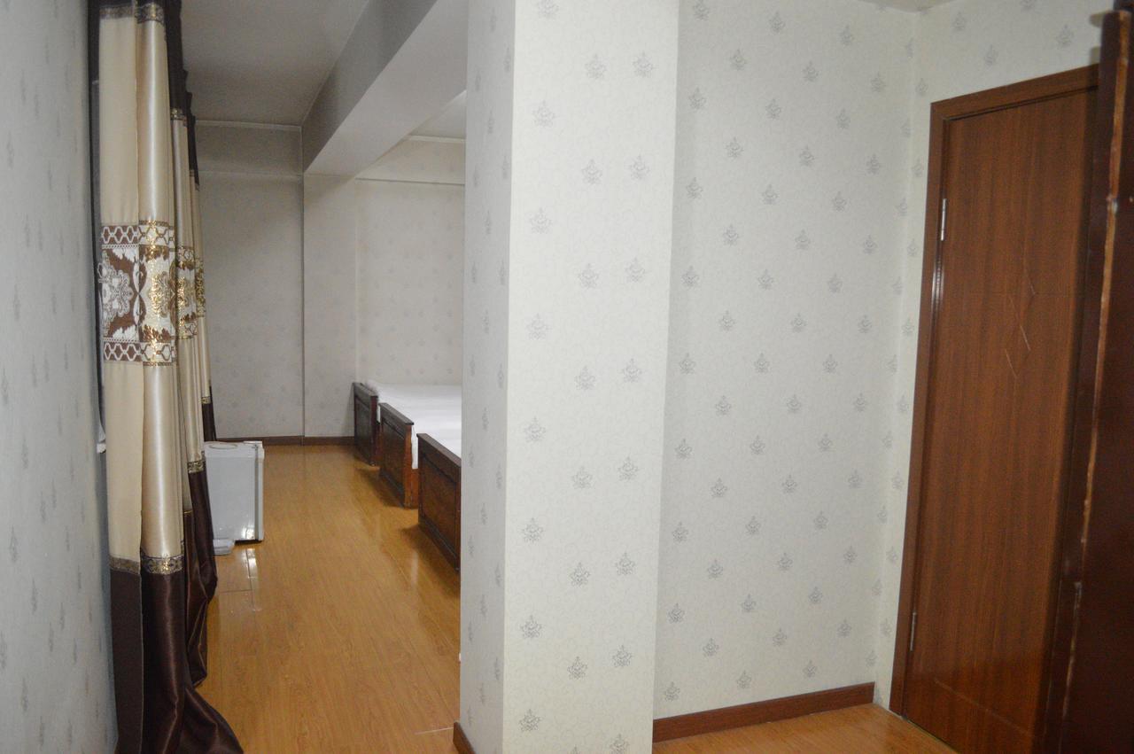 Land Hotel อูลานบาตอร์ ภายนอก รูปภาพ