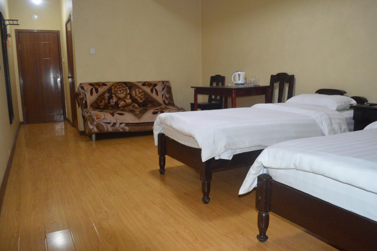 Land Hotel อูลานบาตอร์ ภายนอก รูปภาพ